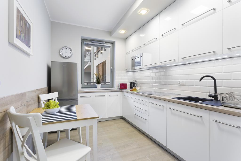 Styl i Komfort - apartament wśród zieleni Breslavia Exterior foto